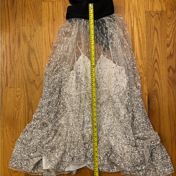 NEW Alice + Olivia Zenon Cape Mini Dress (white version) - Picture 3 of 9